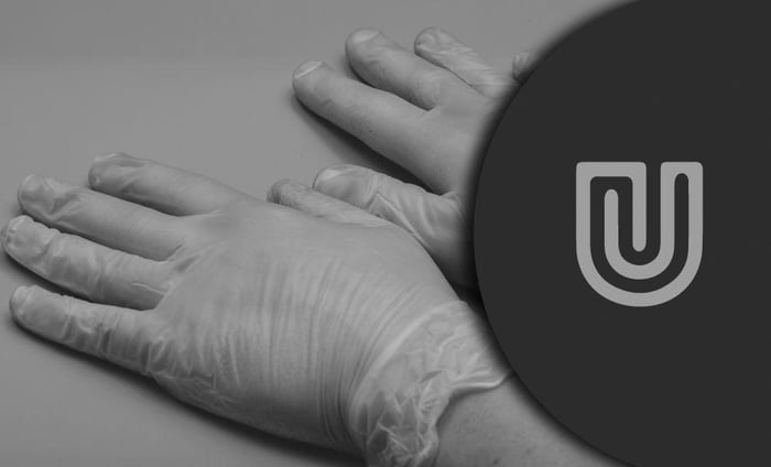 Why Choose Powder Free Vinyl Gloves?